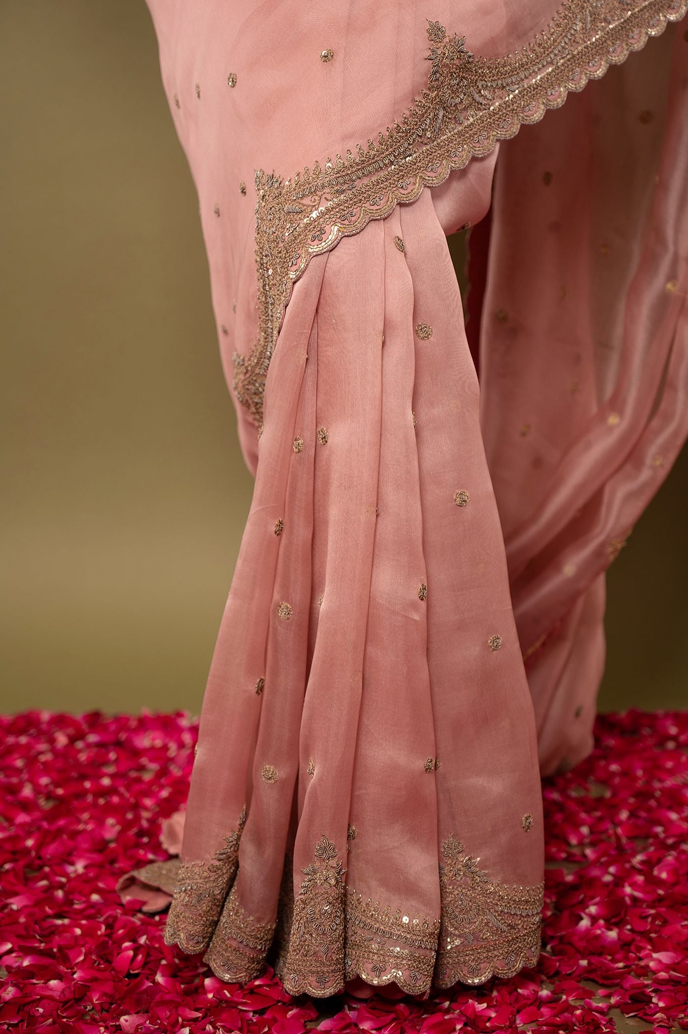 mate pink pure organza Dapka Marodi Border Butti handwork saree