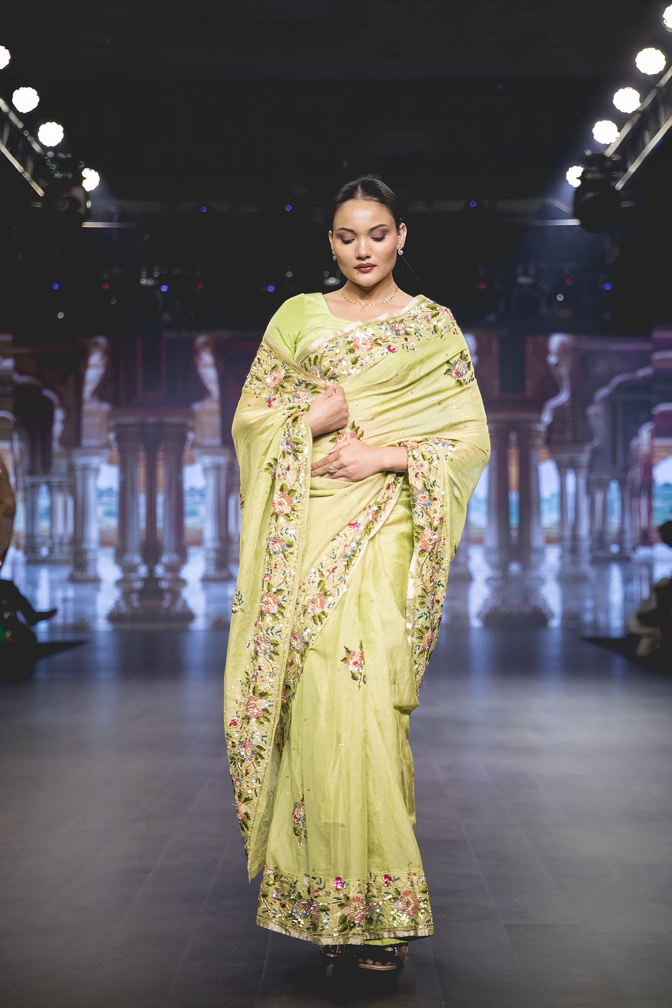 Pista Green Pure Tissue Aari Sequins Zardozi Border & Flower Motif / Booty Handwork Party Wear Saree with Blouse