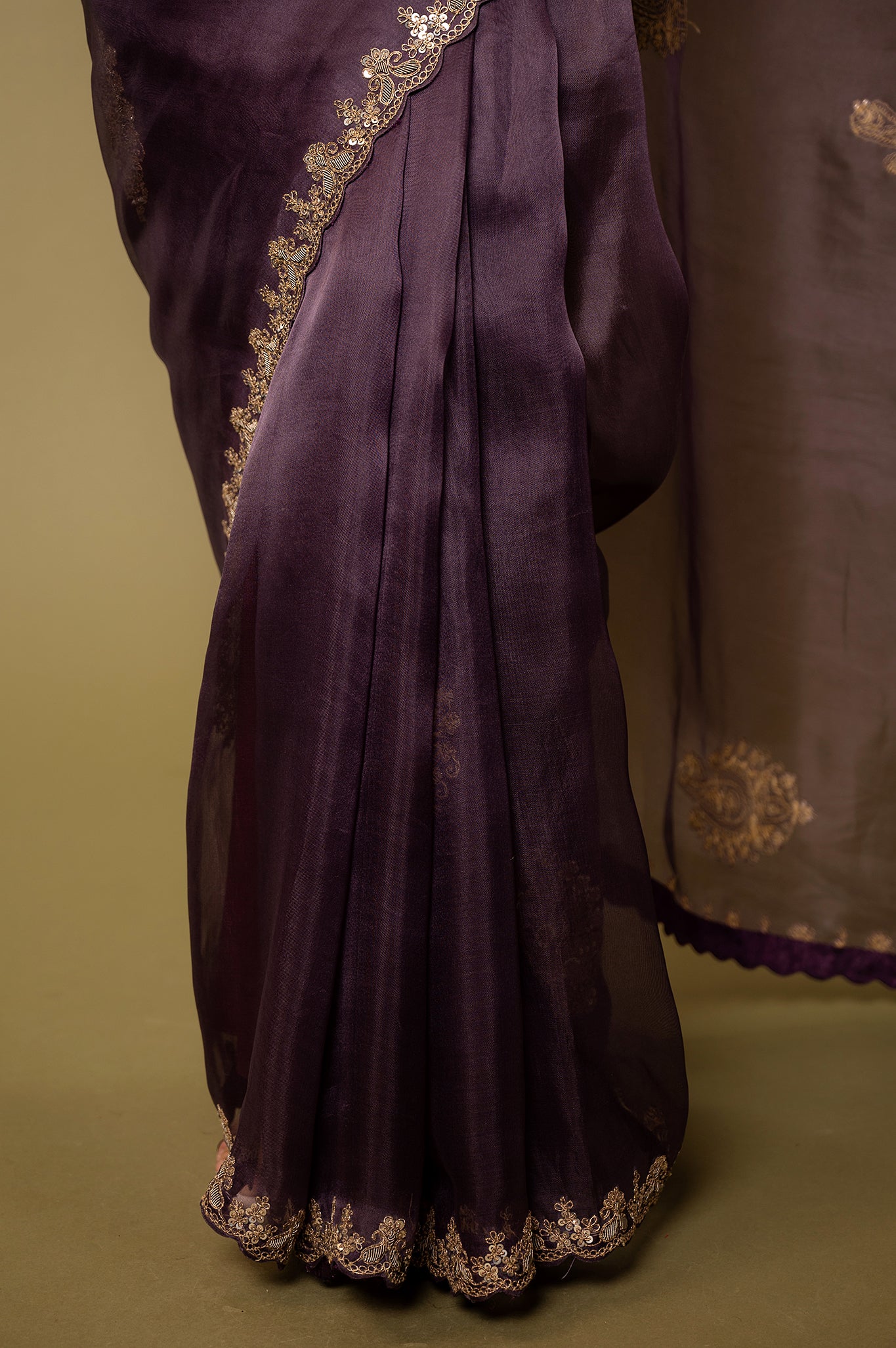 Purple Organza Dapka Marodi Border Butti handwork saree