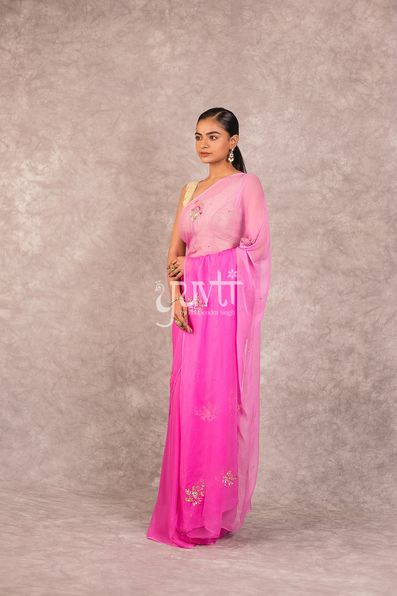 Pink Viscose Chiffon Shaded Aari Sequins Booti Work Saree