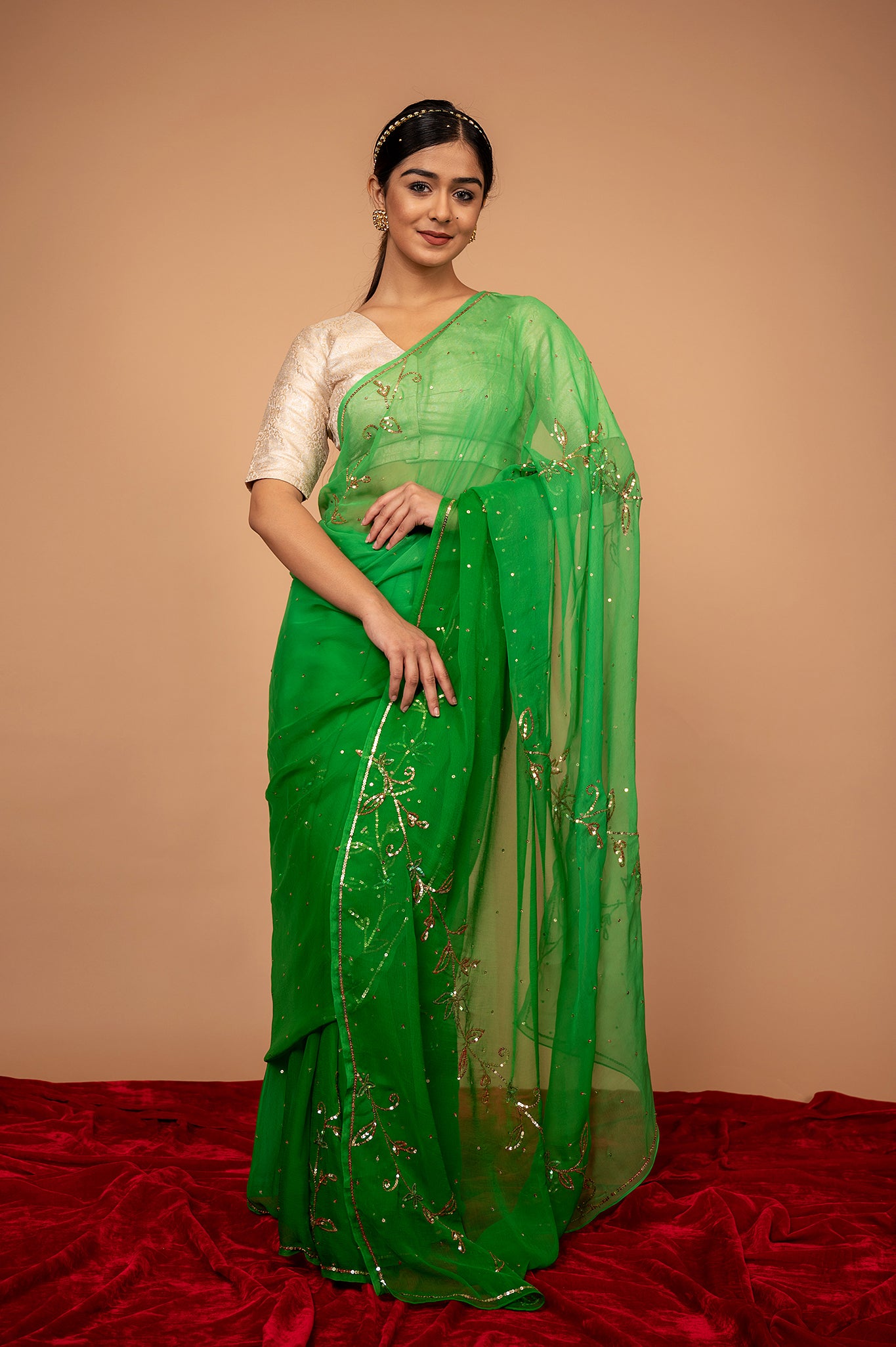 Viscose Chiffo Aari Taari Siquin Work Saree