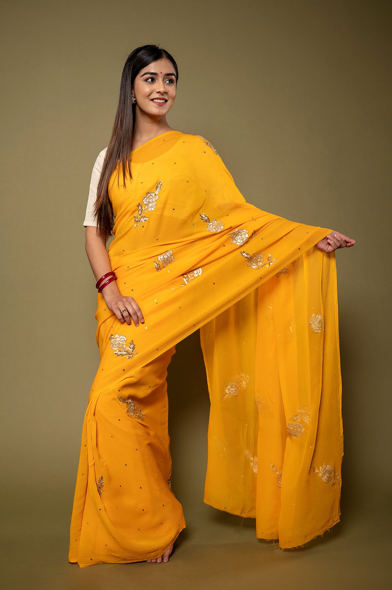 Viscose Chiffon Aari Saree