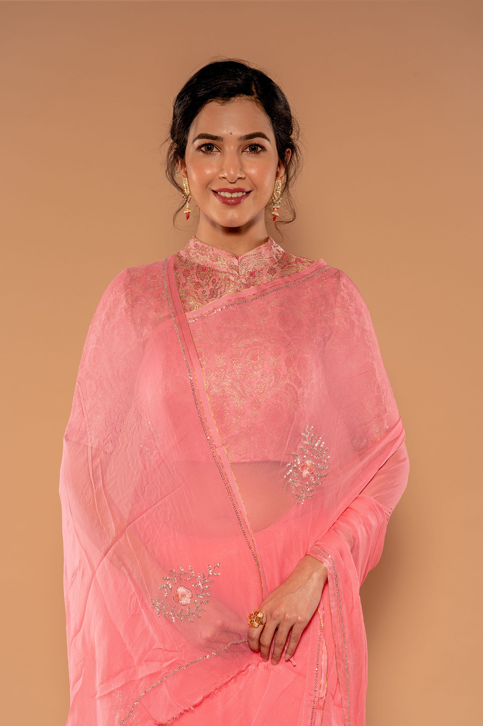 Peach Pink  Viscose Chiffon Kardana Resham Motif Handwork  Saree