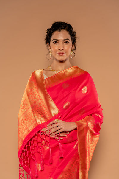 Zari Weaving Rani Dola Silk Saree